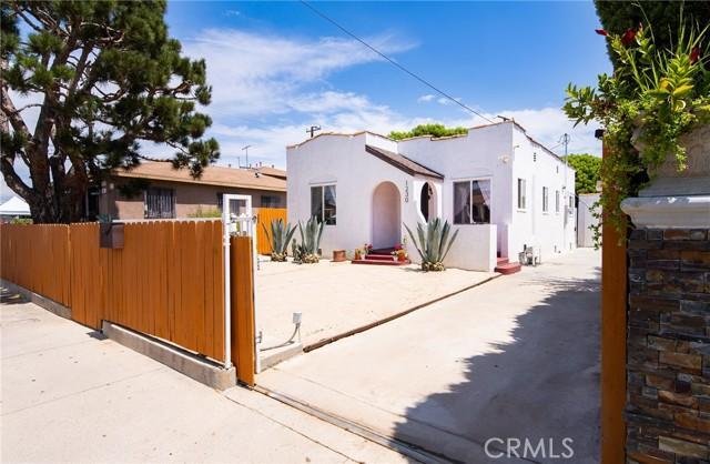 House in East Los Angeles, California, United States 4 - 18689122