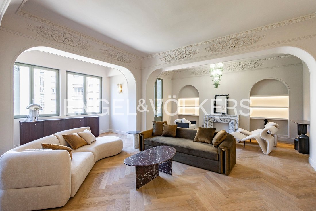 Wohnung in Eixample, Barcelona, Spanien 3 - 18058960