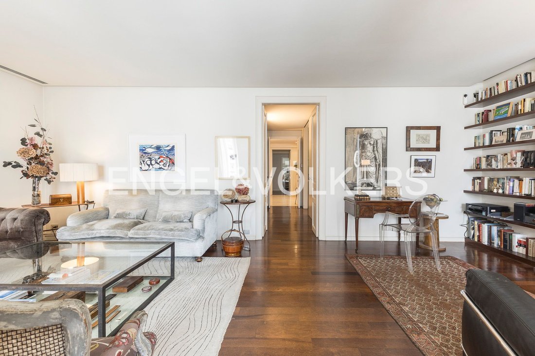 Apartment in Eixample, Barcelona, Spain 3 - 18096087