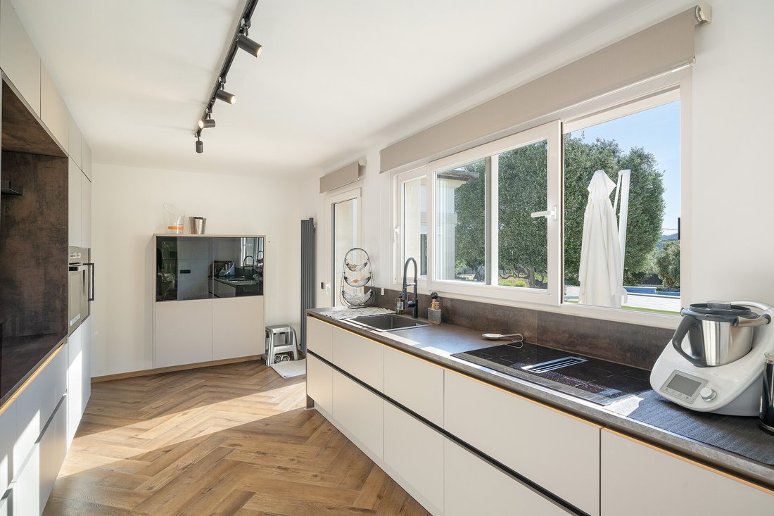 Bungalow in Calvia, Balearic Islands, Spain 5 - 18688213