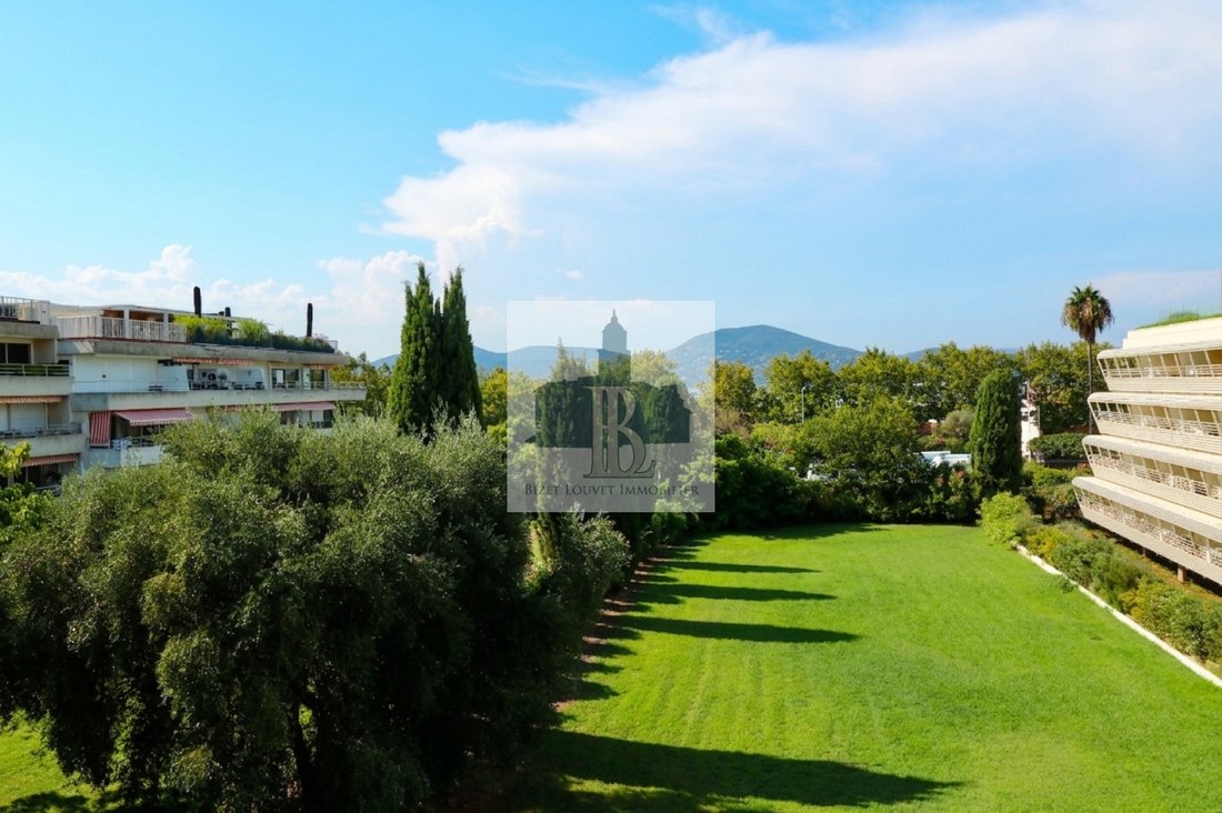 Appartement à Zone Est Diffuse, Saint-Tropez, France 1 - 18687520