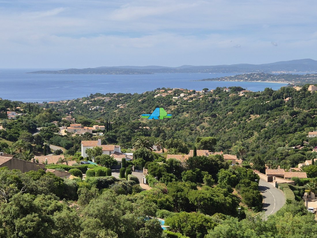 Haus in Les Issambres, Roquebrune-sur-Argens, Frankreich 1 - 18450344