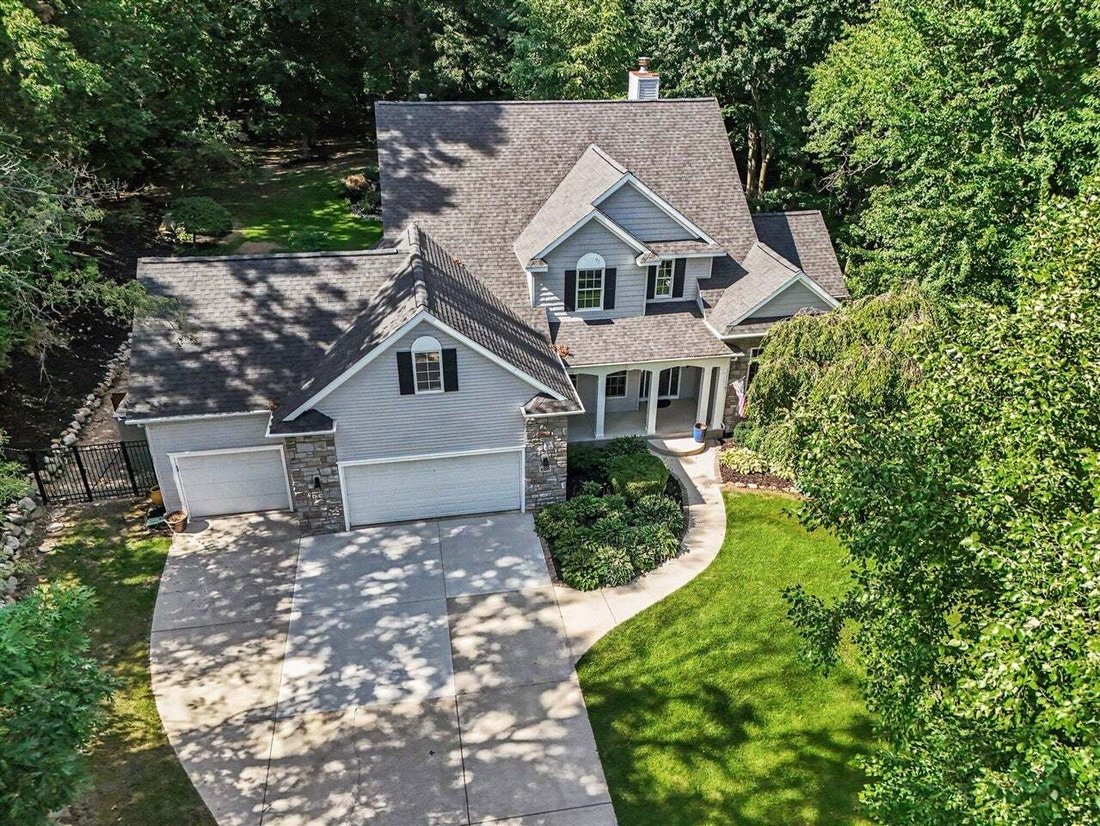 House in Kalamazoo, Michigan, United States 2 - 18687097
