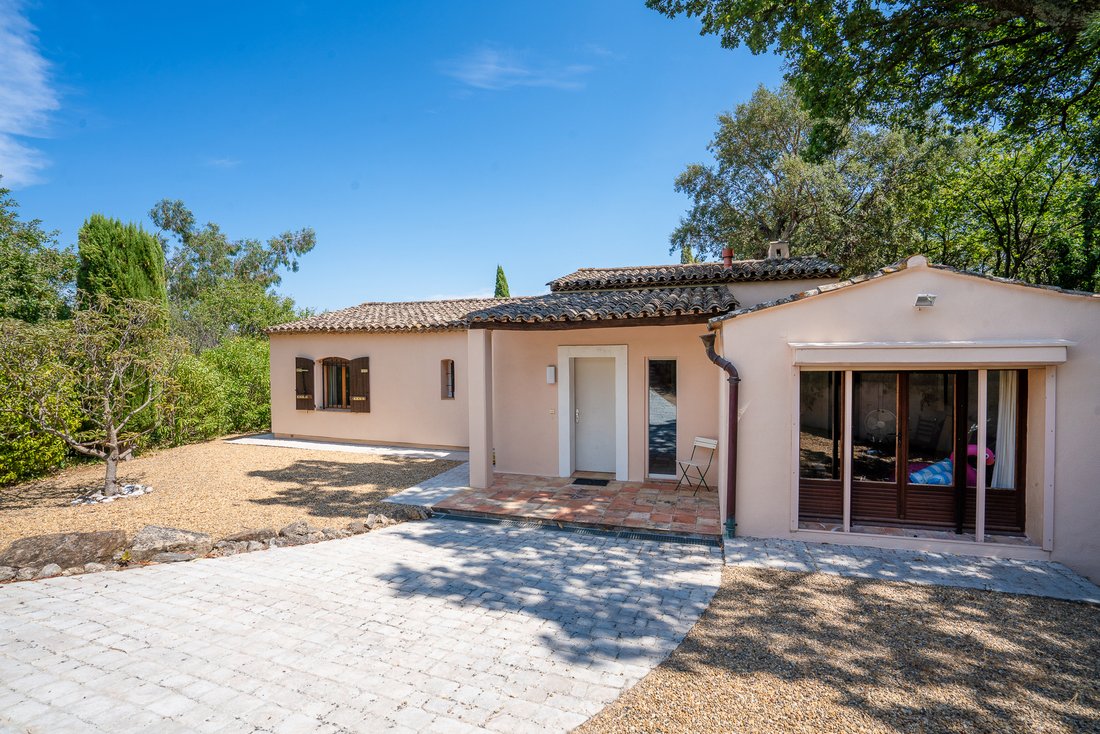 House in Grimaud, Provence-Alpes-Côte d'Azur, France 2 - 18688303