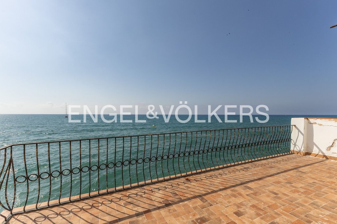 Villa in Sitges, Katalonien, Spanien 2 - 18451329