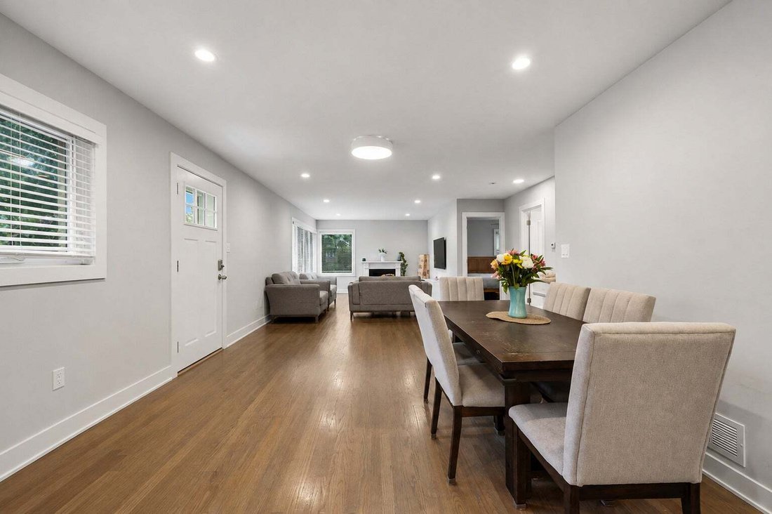 House in Skokie, Illinois, United States 5 - 18687764