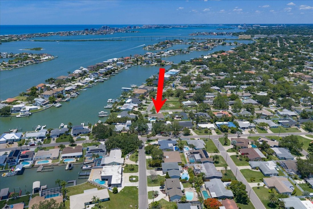 House in Largo, Florida, United States 4 - 18689849