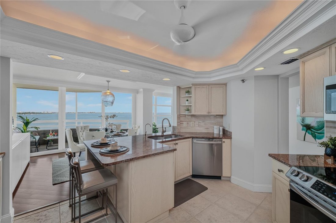 Condo in Sarasota, Florida, United States 2 - 18690700
