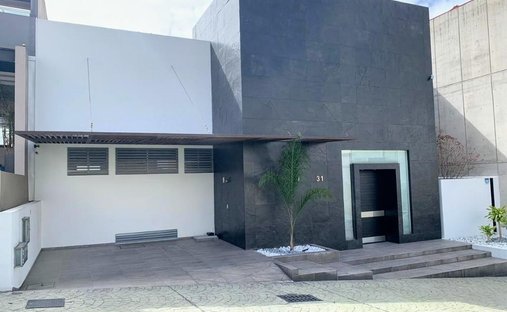 House in Ciudad López Mateos, State of Mexico, Mexico 1