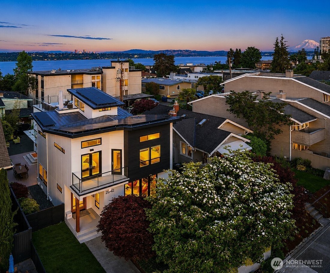 House in Seattle, Washington, United States 2 - 18686413