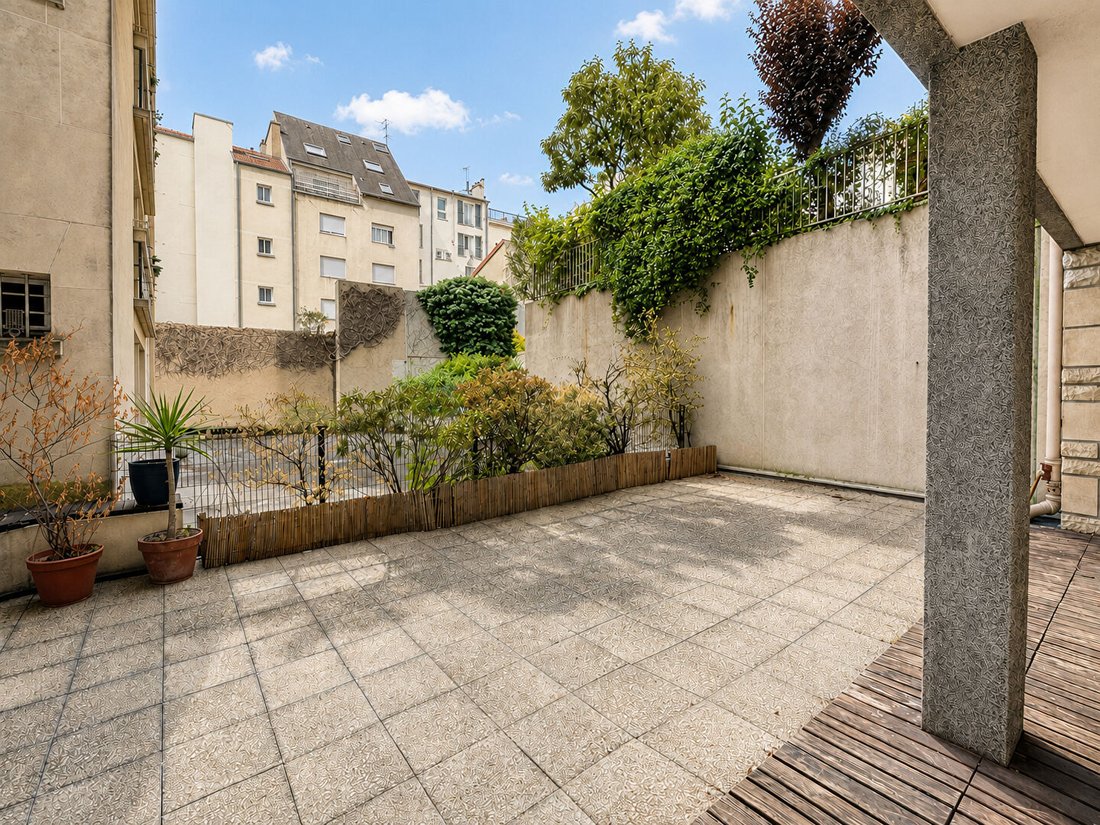 Apartment in Citroën-Boucicaut, Paris 15e Arrondissement, Paris 2 - 18691397