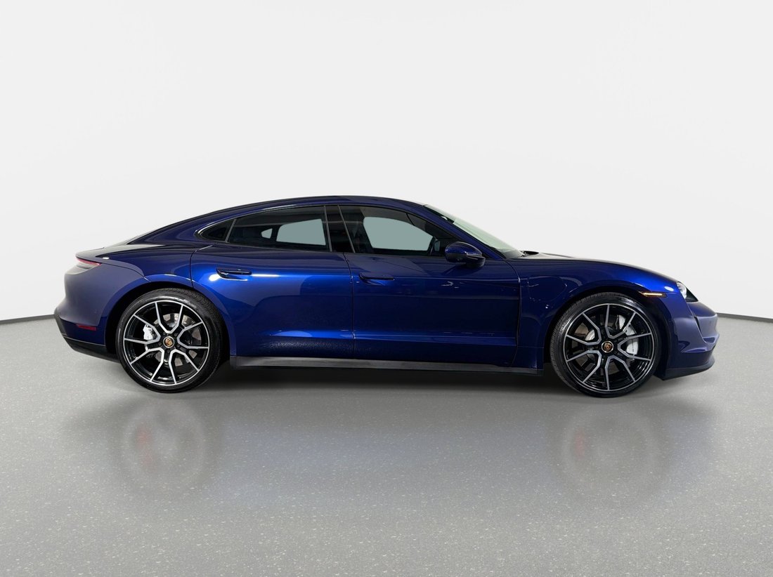 Sedan in Pompano Beach, FL, United States 2 - 18691244
