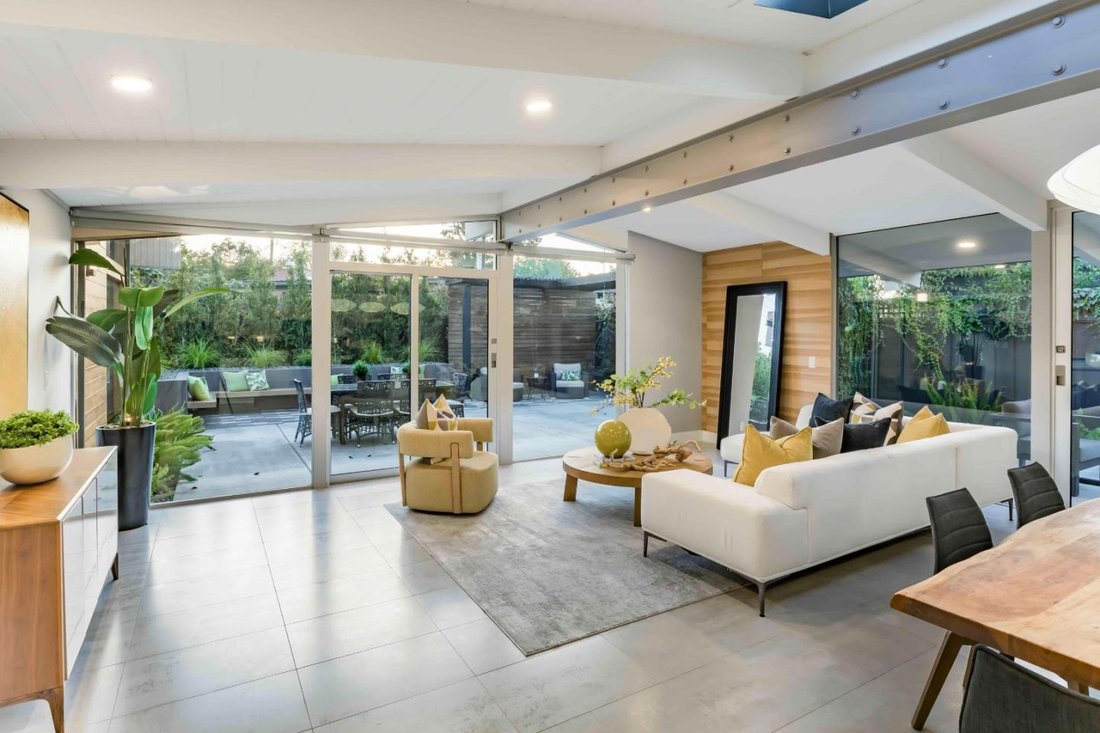 House in East Palo Alto, California, United States 4 - 18689740