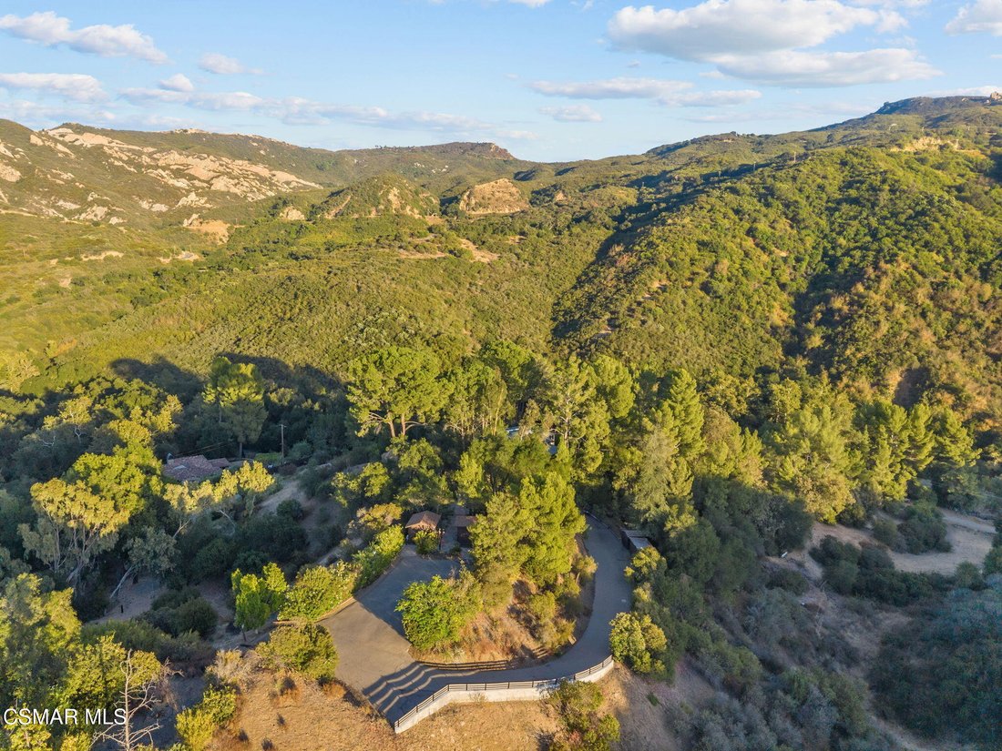 House in Hidden Hills, California, United States 3 - 18690635