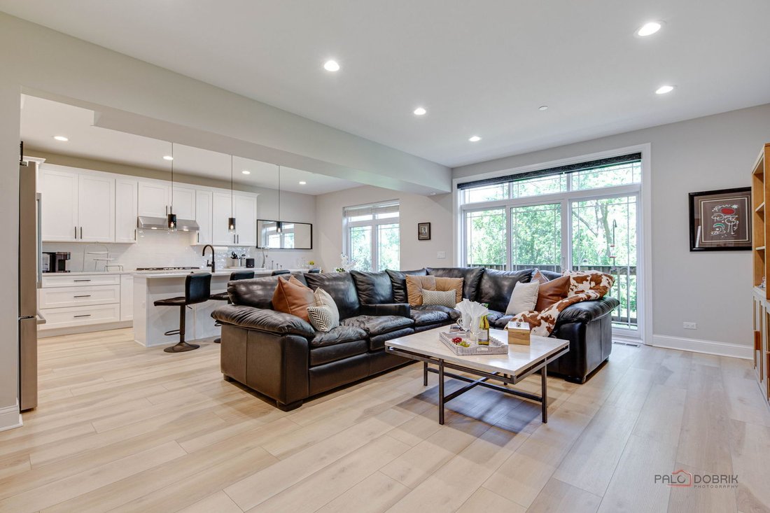 Townhouse in Wheeling, Illinois, United States 4 - 18690451