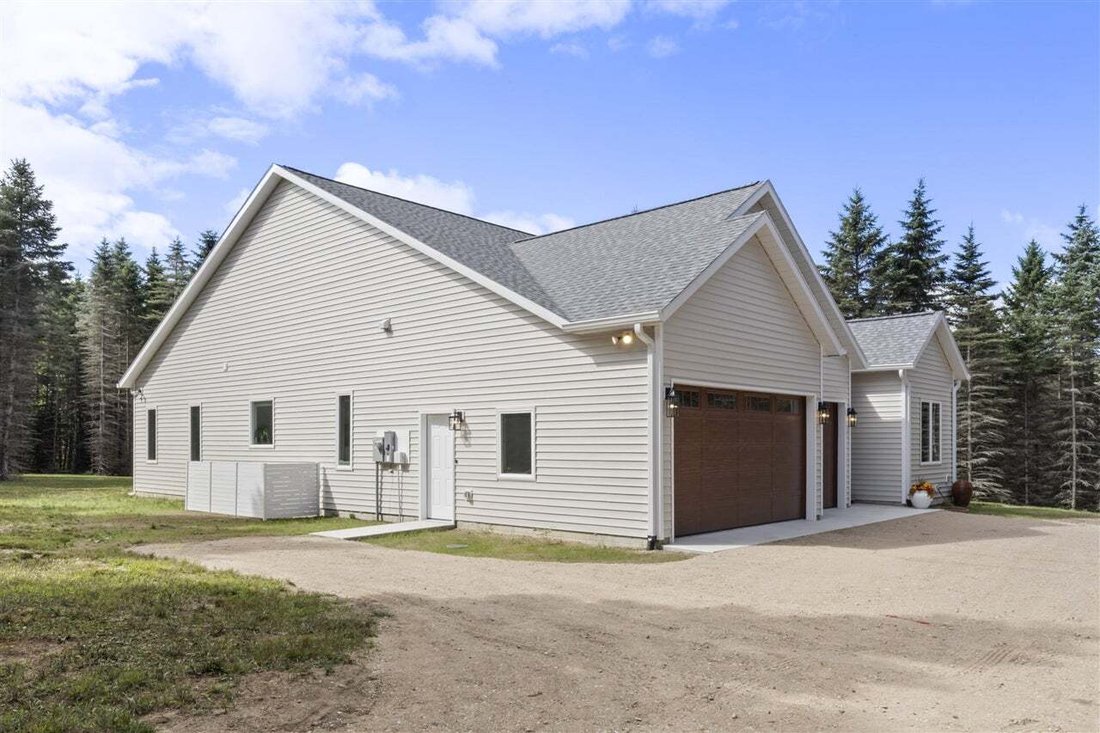 Casa a Benzonia, Michigan, Stati Uniti 3 - 18689513