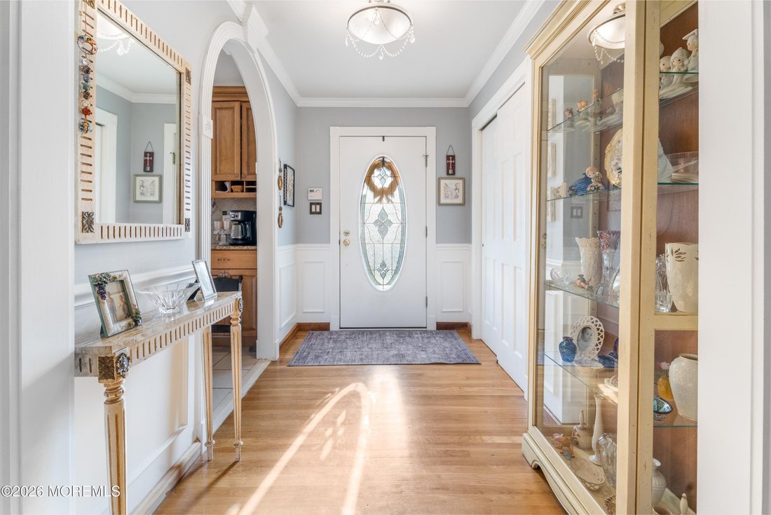 House in Freehold Township, New Jersey, United States 4 - 18687227