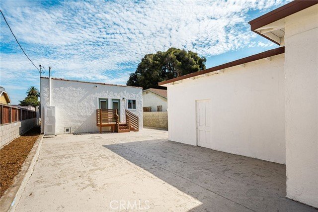 Los Angeles, California, United States 1 - 18689010