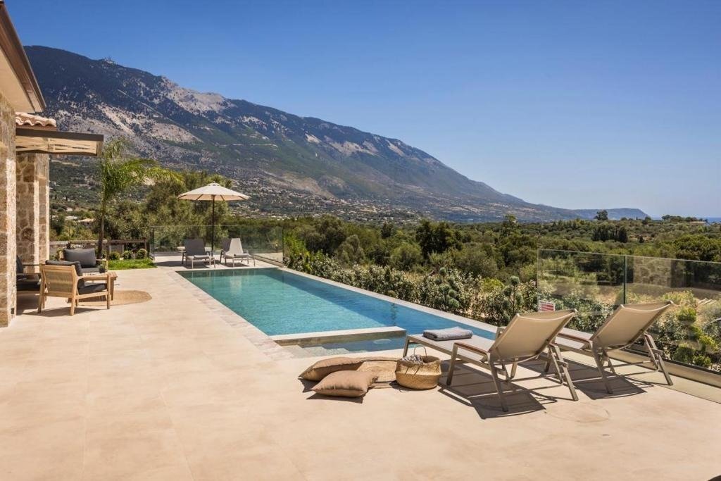 Villa in Argostoli, Peloponnese, Western Greece and the Ionian, Greece 2 - 18687212