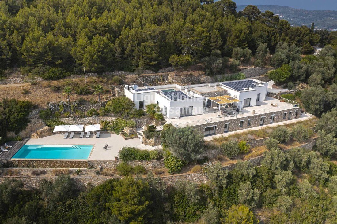 Villa in Diano Marina, Liguria, Italy 1 - 11297184