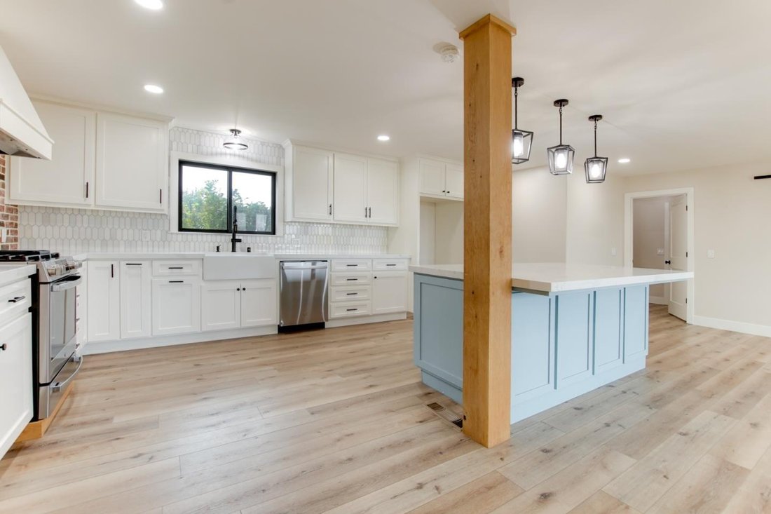 House in Hollister, California, United States 3 - 18689739
