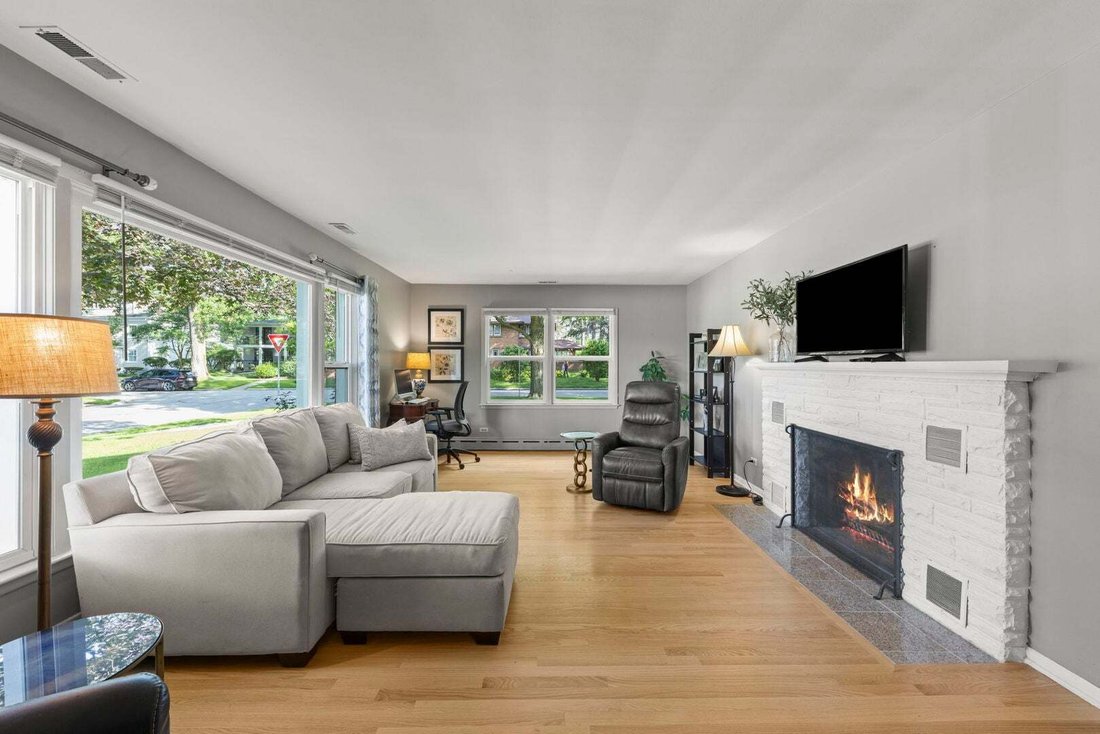 House in Naperville, Illinois, United States 2 - 18687827
