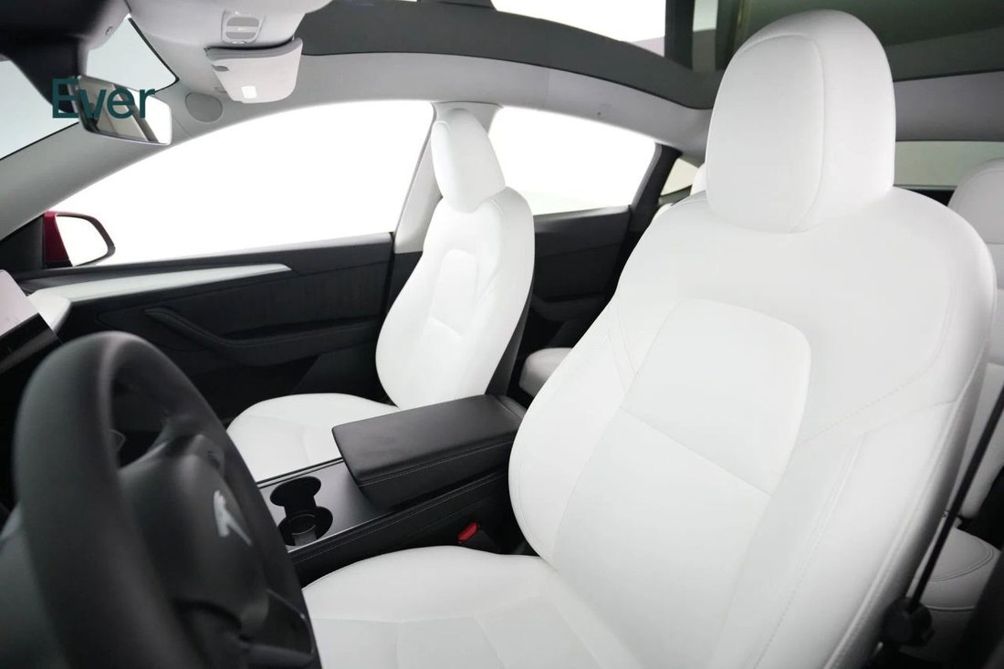 Suv in San Francisco, CA, United States 4 - 18683956