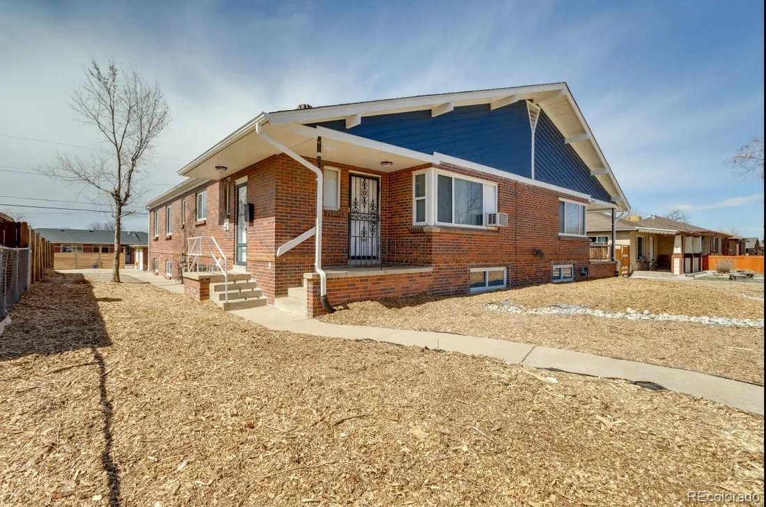 Denver, Colorado, United States 1 - 18686993