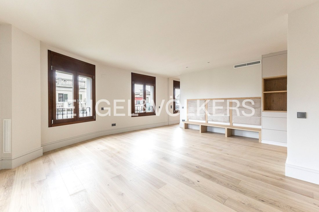 Appartement à Eixample, Barcelone, Espagne 2 - 17136040