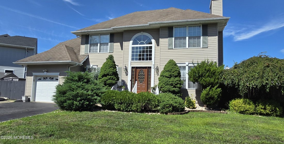 House in Manalapan Township, New Jersey, United States 1 - 18687202