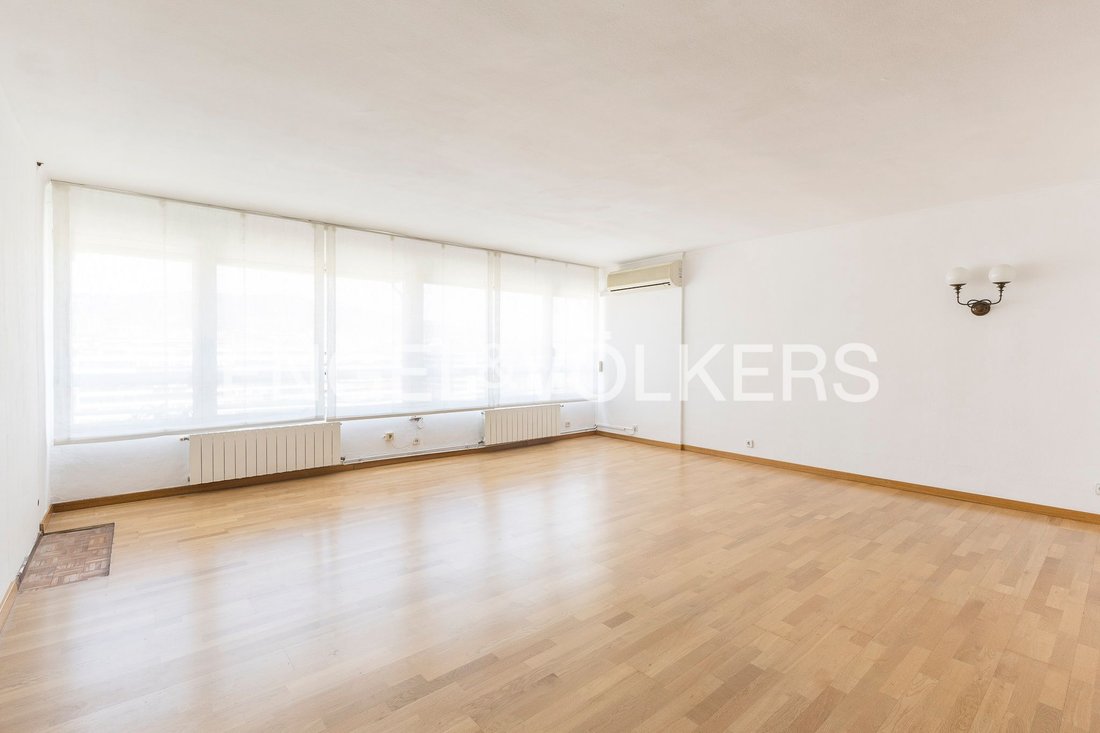 Appartement à Les Corts, Barcelone, Espagne 3 - 18285165