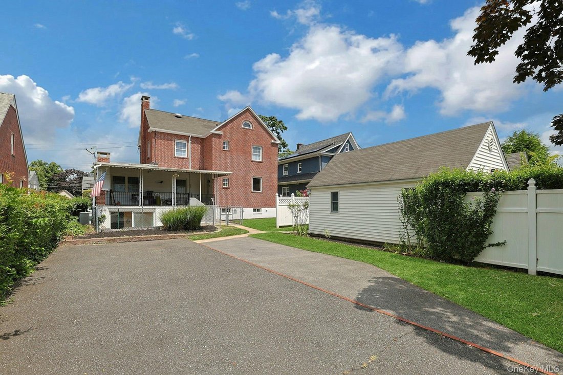 House in Port Chester, New York, United States 2 - 18691007