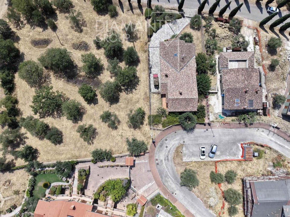 Villa in Passignano sul Trasimeno, Umbria, Italy 5 - 18691075