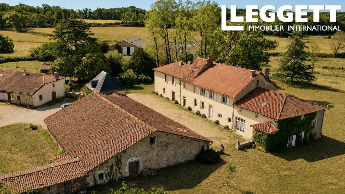House in Hiesse, Nouvelle-Aquitaine, France 1 - 18691332