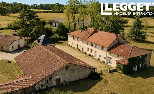 House in Hiesse, Nouvelle-Aquitaine, France 1