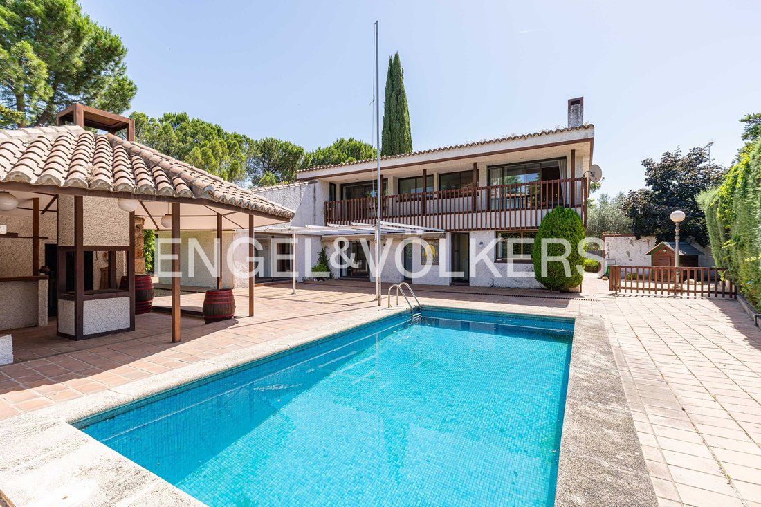 Casa a Las Rozas de Madrid, Madrid, Spagna 1 - 18245467