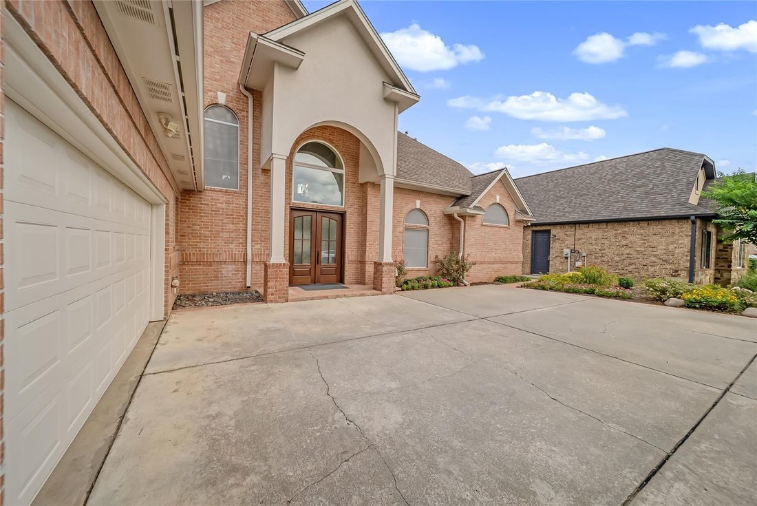 House in Montgomery, Texas, United States 5 - 18690159