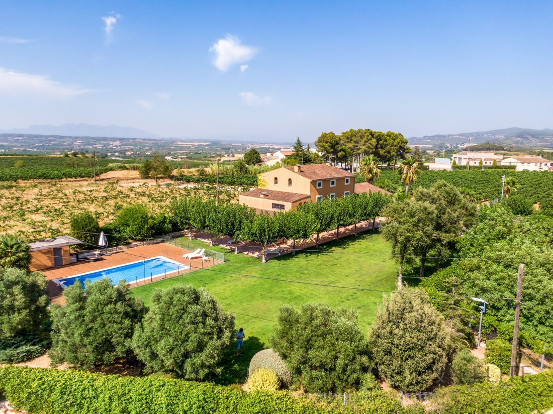 Finca in la Granada, Catalonia, Spain 2 - 18691303