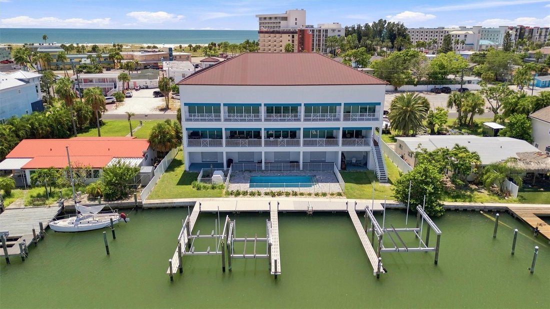 Townhouse in St. Pete Beach, Florida, United States 1 - 18689876