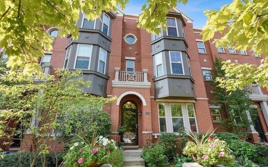 Townhouse in Morton Grove, Illinois, United States 2 - 18687800
