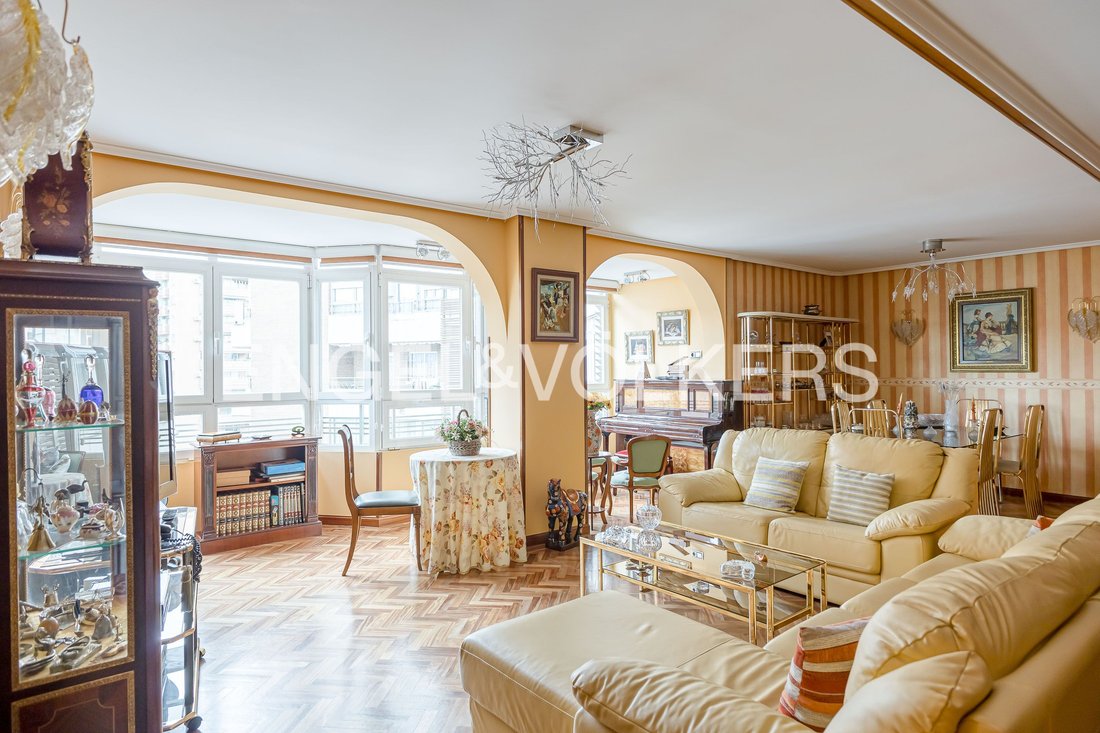 Apartment in Fuencarral-El Pardo, Madrid, Spain 4 - 17095159