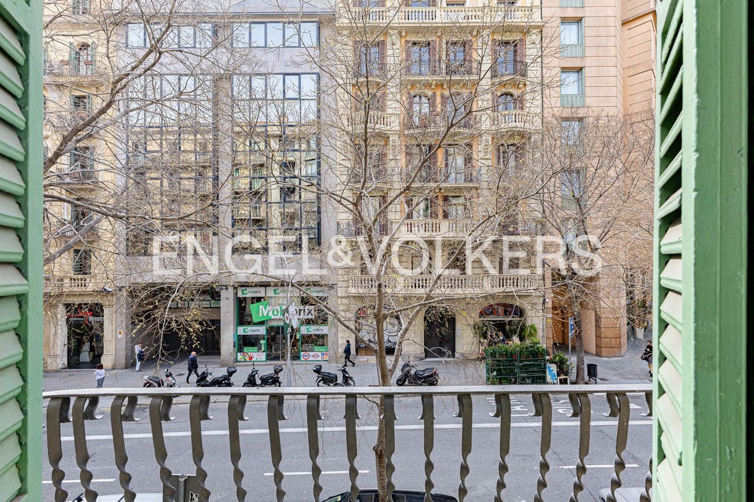 Apartment in Eixample, Barcelona, Spain 5 - 17392335