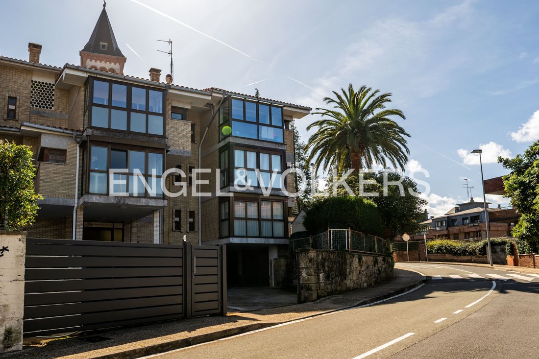 Apartment in Mendebaldea, Donostia-San Sebastian, Spain 3 - 17412349