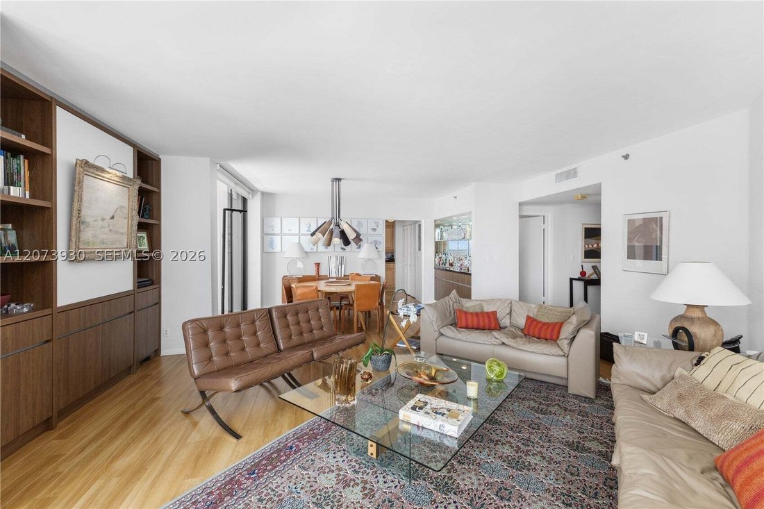 Condo in Miami, Florida, United States 4 - 18689943