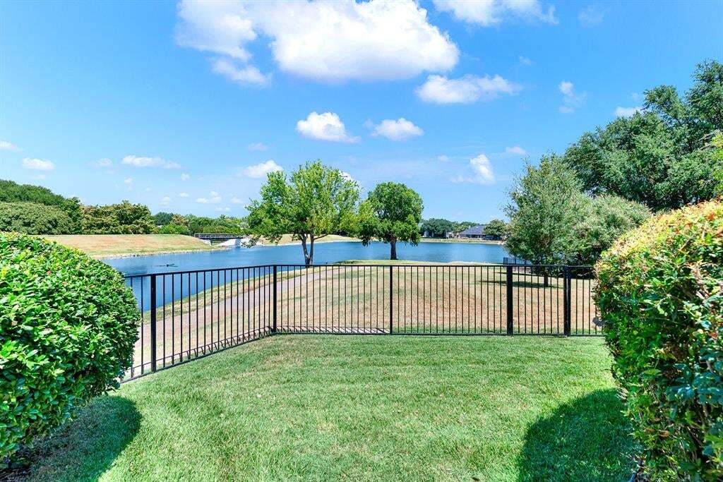House in Plano, Texas, United States 4 - 18690809