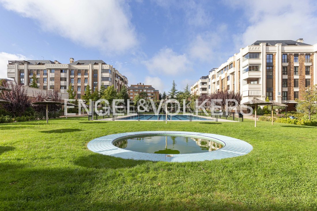 Appartement à Majadahonda, Communauté de Madrid, Espagne 2 - 18076824