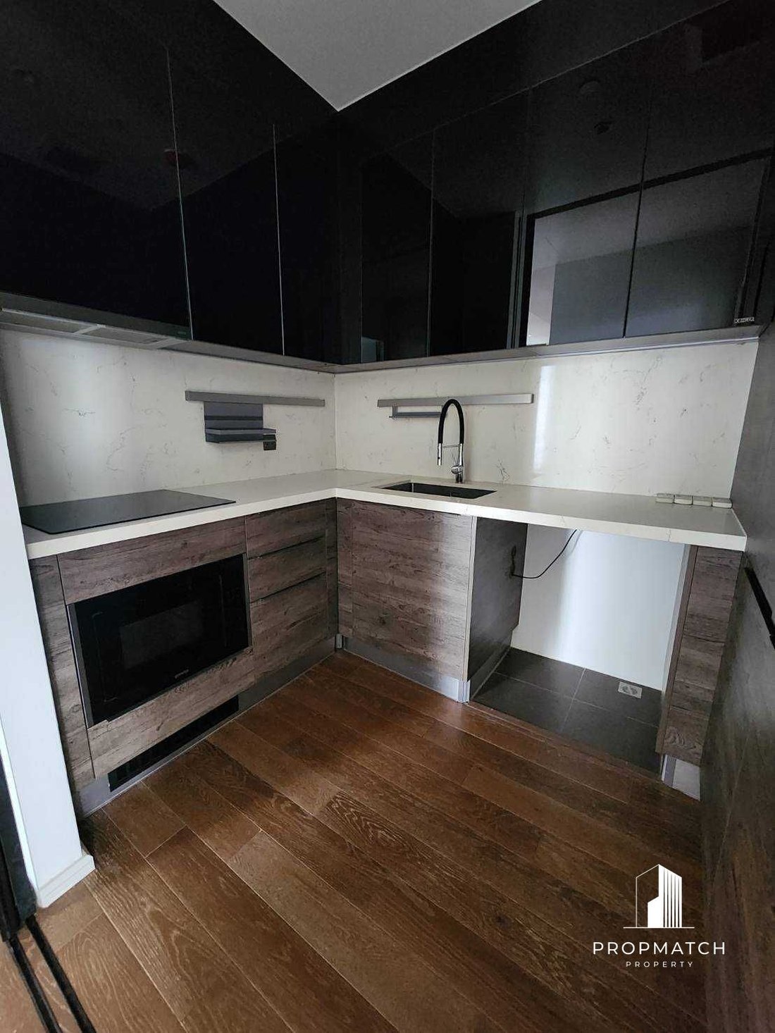 Condo in Bangkok, Bangkok, Thailand 1 - 18686633