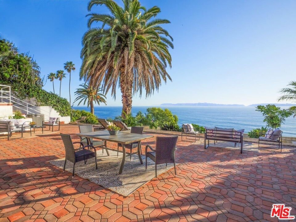 House in Los Angeles, California, United States 2 - 18690721