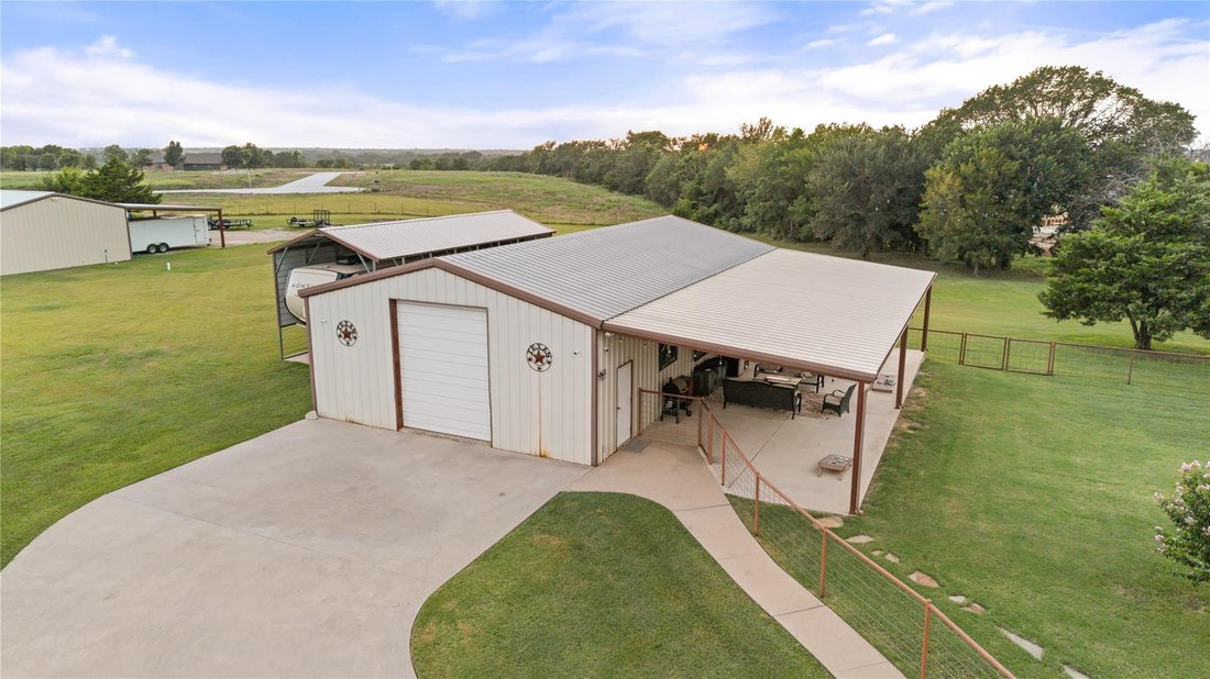 House in Van Alstyne, Texas, United States 5 - 18688541