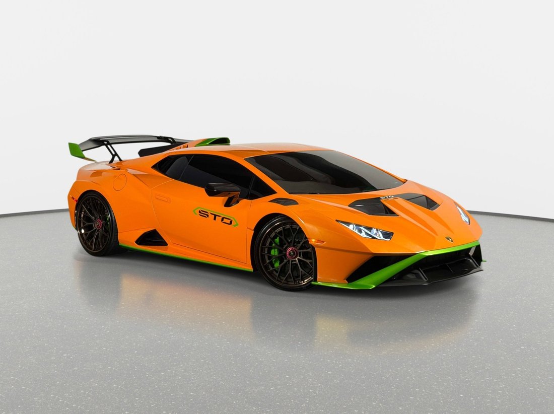 Coupe in Pompano Beach, FL, United States 1 - 18691239